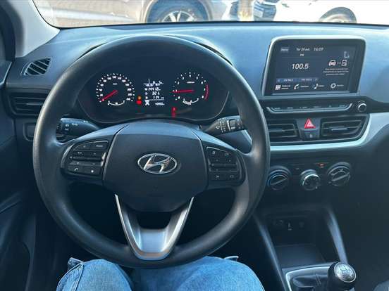 HYUNDAI-HB20-1.0 12V FLEX COMFORT PLUS MANUAL HYUNDAI-HB20-2023