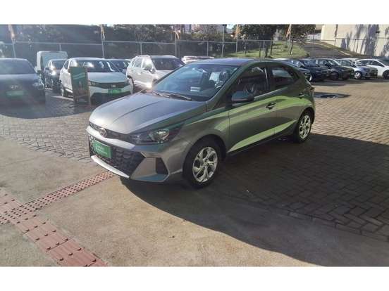 HYUNDAI-HB20-2023
