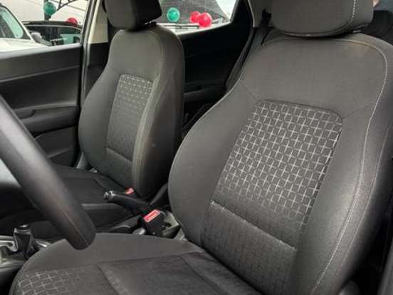 HYUNDAI-HB20-1.0 12V FLEX COMFORT PLUS MANUAL HYUNDAI-HB20-2025