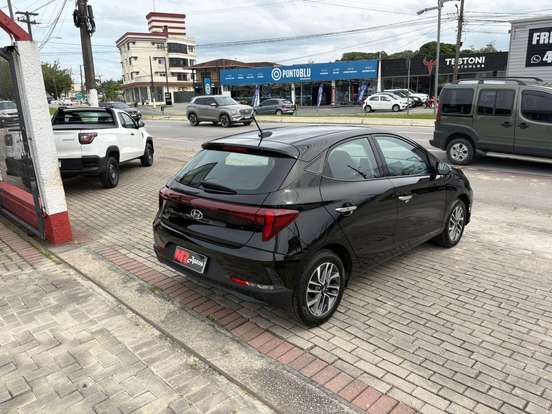 HYUNDAI-HB20-2024