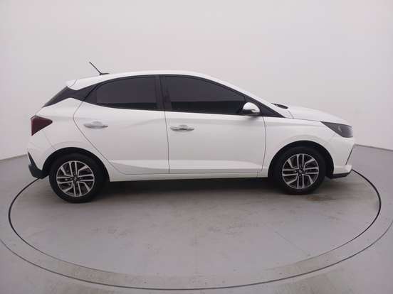 HYUNDAI-HB20-2024
