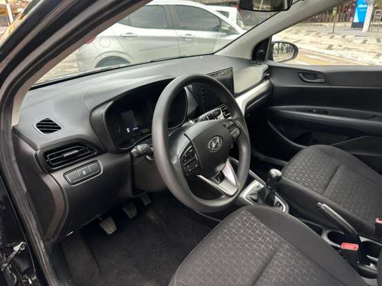 HYUNDAI-HB20-2023