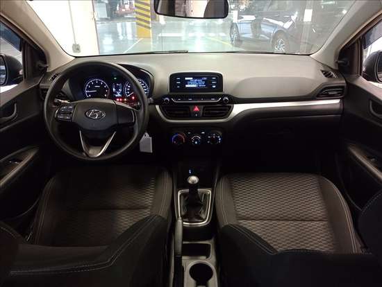 HYUNDAI-HB20-2021