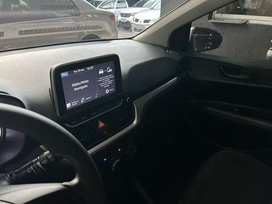 HYUNDAI-HB20-2021