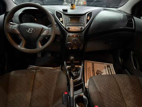 HYUNDAI-HB20-2016