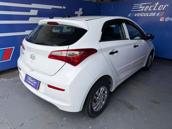 HYUNDAI-HB20-1.0 COMFORT 12V FLEX 4P MANUAL HYUNDAI-HB20-2017