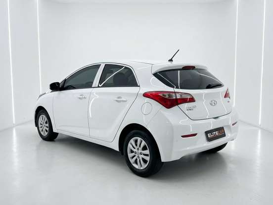 HYUNDAI-HB20-1.0 COMFORT 12V FLEX 4P MANUAL HYUNDAI-HB20-2015