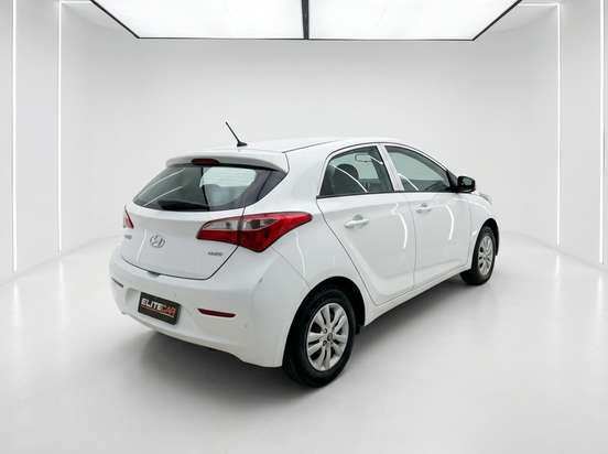 HYUNDAI-HB20-2015