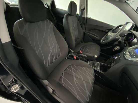 HYUNDAI-HB20-2015