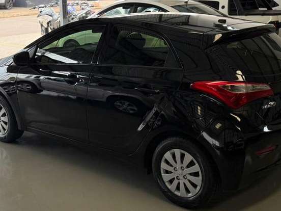 HYUNDAI-HB20-1.0 COMFORT 12V FLEX 4P MANUAL HYUNDAI-HB20-2013
