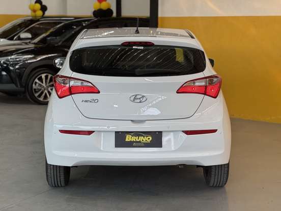 HYUNDAI-HB20-2017