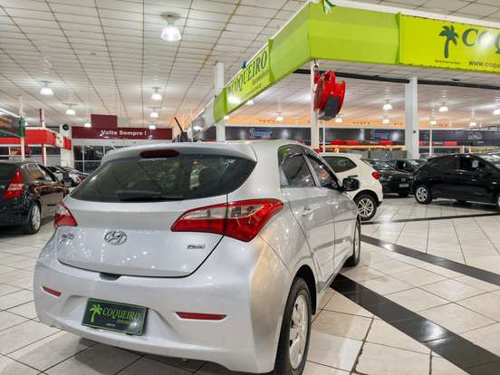 HYUNDAI-HB20-1.0 COMFORT PLUS 12V FLEX 4P MANUAL HYUNDAI-HB20-2013