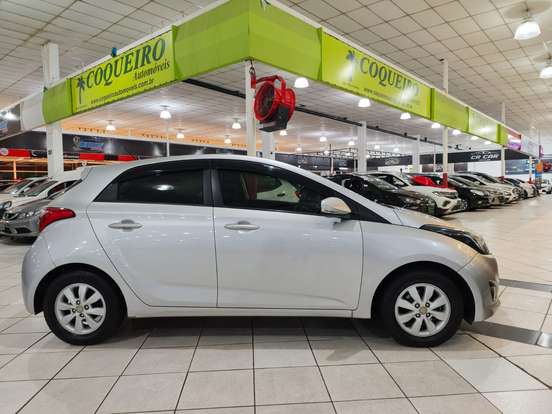 HYUNDAI-HB20-1.0 COMFORT PLUS 12V FLEX 4P MANUAL HYUNDAI-HB20-2013