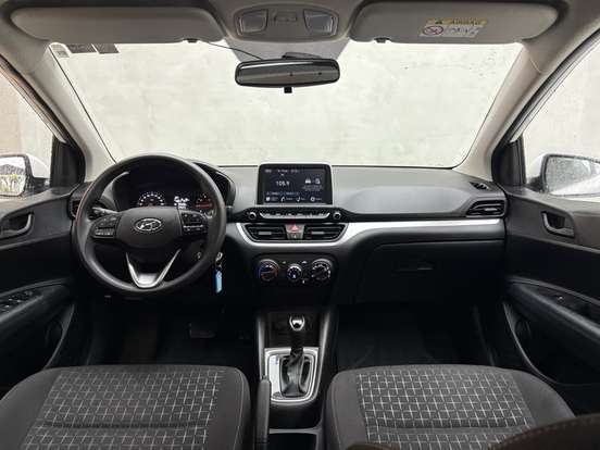 HYUNDAI-HB20-2023