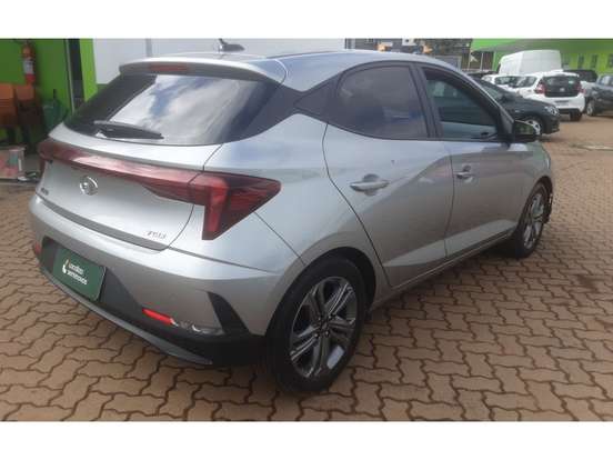 HYUNDAI-HB20-2024