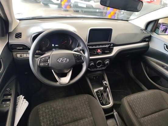 HYUNDAI-HB20-2024