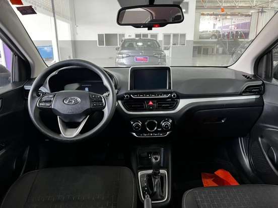 HYUNDAI-HB20-2024