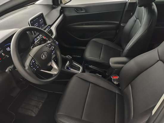 HYUNDAI-HB20-2025