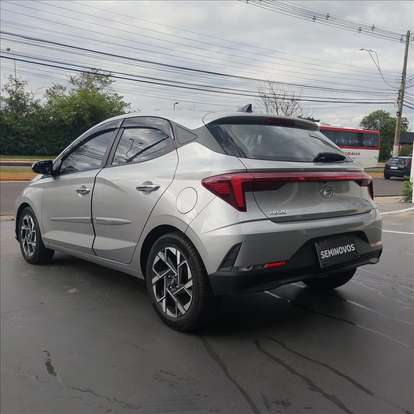 HYUNDAI-HB20-2023