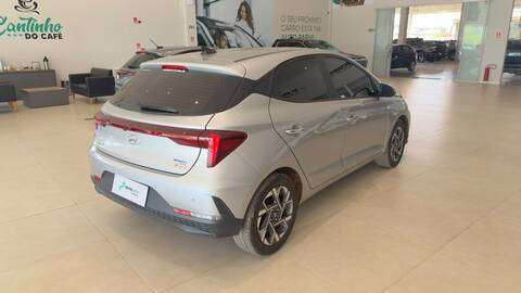 HYUNDAI-HB20-2023