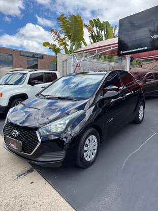 HYUNDAI-HB20-2018
