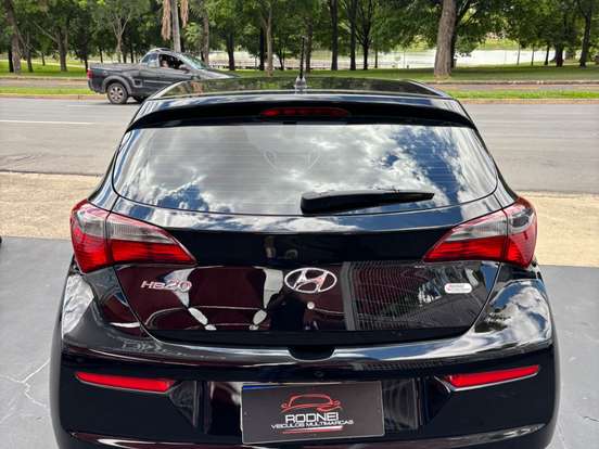 HYUNDAI-HB20-1.0 UNIQUE 12V FLEX 4P MANUAL HYUNDAI-HB20-2018