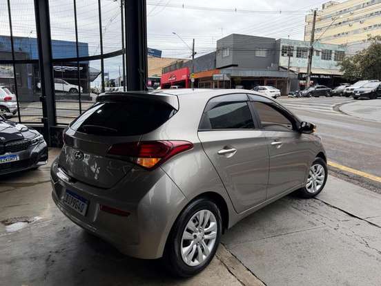HYUNDAI-HB20-1.6 COMFORT PLUS 16V FLEX 4P AUTOMÁTICO HYUNDAI-HB20-2018