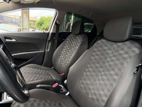 HYUNDAI-HB20-1.6 COMFORT PLUS 16V FLEX 4P AUTOMÁTICO HYUNDAI-HB20-2018