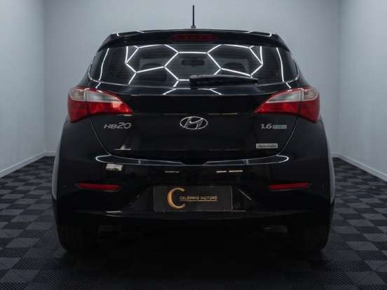 HYUNDAI-HB20-1.6 COMFORT STYLE 16V FLEX 4P AUTOMÁTICO HYUNDAI-HB20-2015