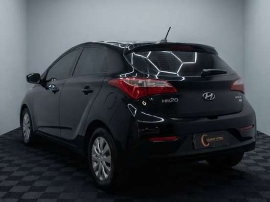HYUNDAI-HB20-2015