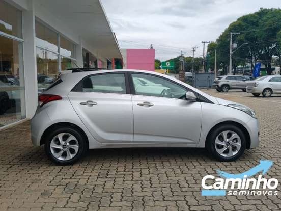 HYUNDAI-HB20-2017