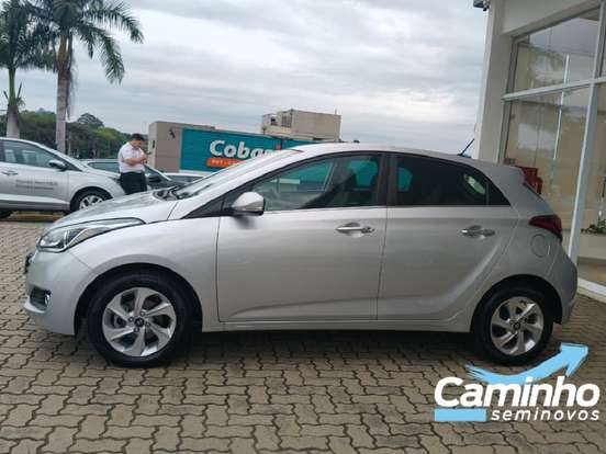 HYUNDAI-HB20-2017