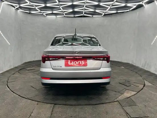 HYUNDAI-HB20S-2024