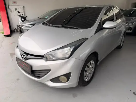 HYUNDAI HB20S 1.0 COMFORT PLUS 12V FLEX 4P MANUAL