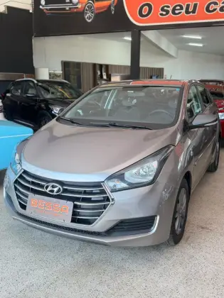 HYUNDAI HB20S 1.0 COMFORT PLUS 12V FLEX 4P MANUAL