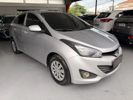 HYUNDAI HB20S 1.0 COMFORT PLUS 12V FLEX 4P MANUAL