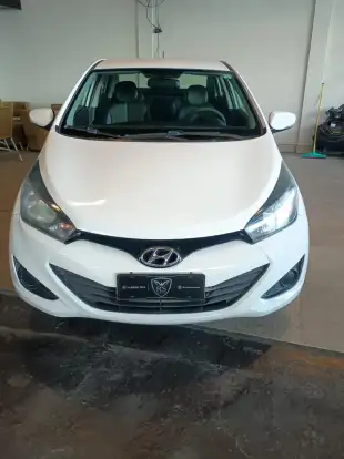 HYUNDAI-HB20S-2015