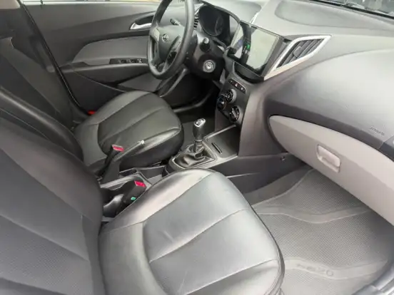 HYUNDAI-HB20S-1.6 COMFORT PLUS 16V FLEX 4P MANUAL HYUNDAI-HB20S-2018