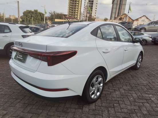 HYUNDAI-HB20S-2025