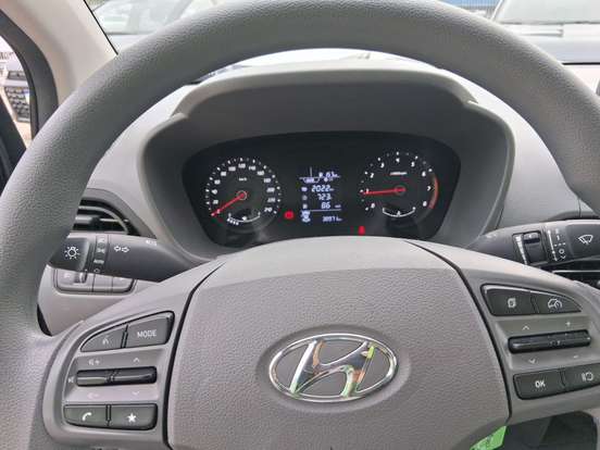 HYUNDAI-HB20S-2025