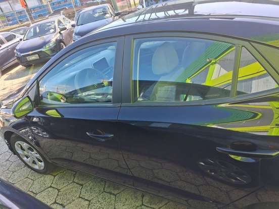 HYUNDAI-HB20S-2025