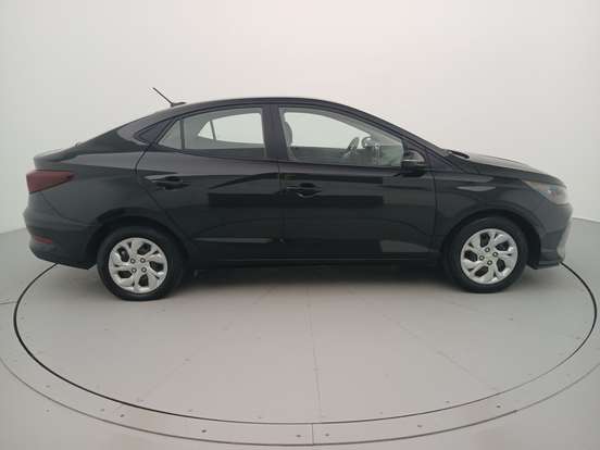 HYUNDAI-HB20S-2025
