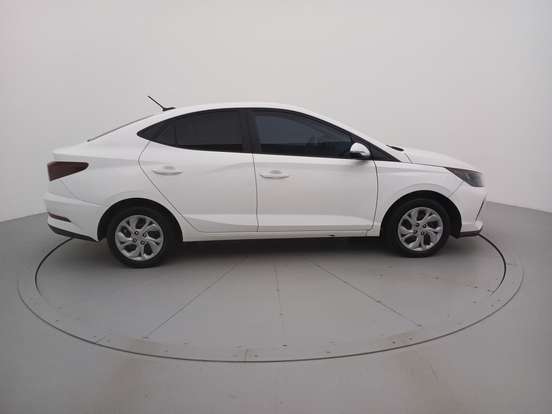 HYUNDAI-HB20S-2024