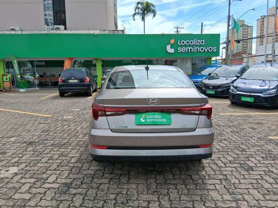 HYUNDAI-HB20S-2024