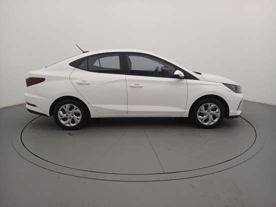HYUNDAI-HB20S-2024