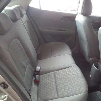 HYUNDAI-HB20S-2024