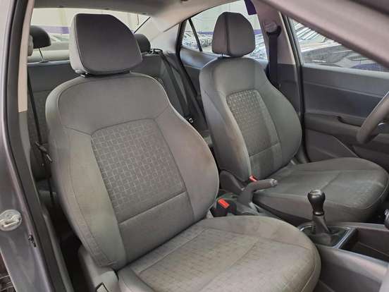 HYUNDAI-HB20S-2024
