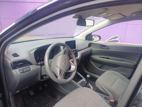 HYUNDAI-HB20S-2024