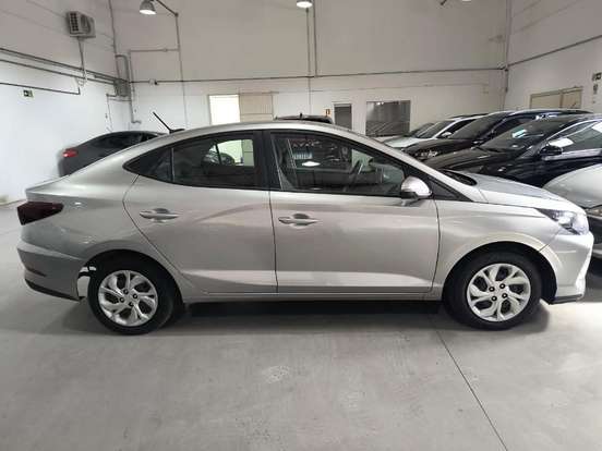 HYUNDAI-HB20S-2024