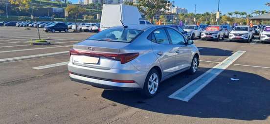 HYUNDAI-HB20S-2025